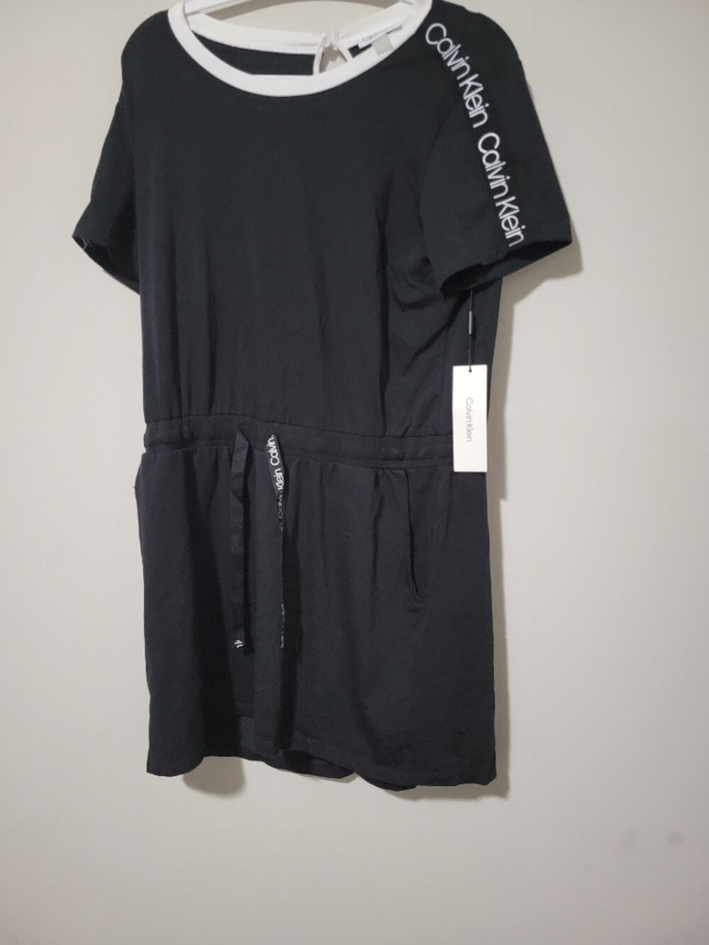 NWT Calvin Klein Black Logo Sleeve Romper Size XL